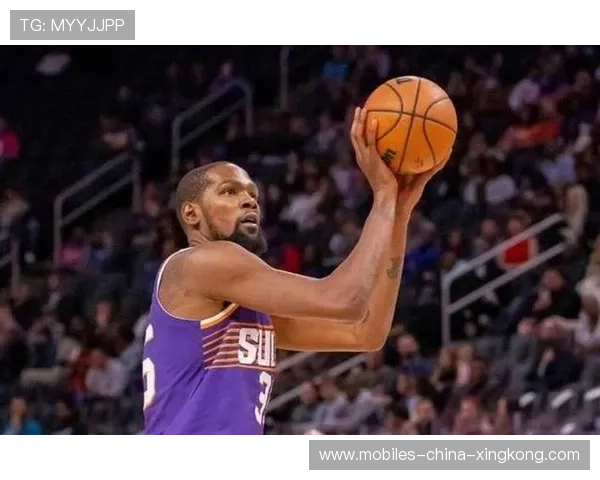 太阳球星连续造犯规拿下罚球机会 太阳球星连续造犯规拿下罚球机会